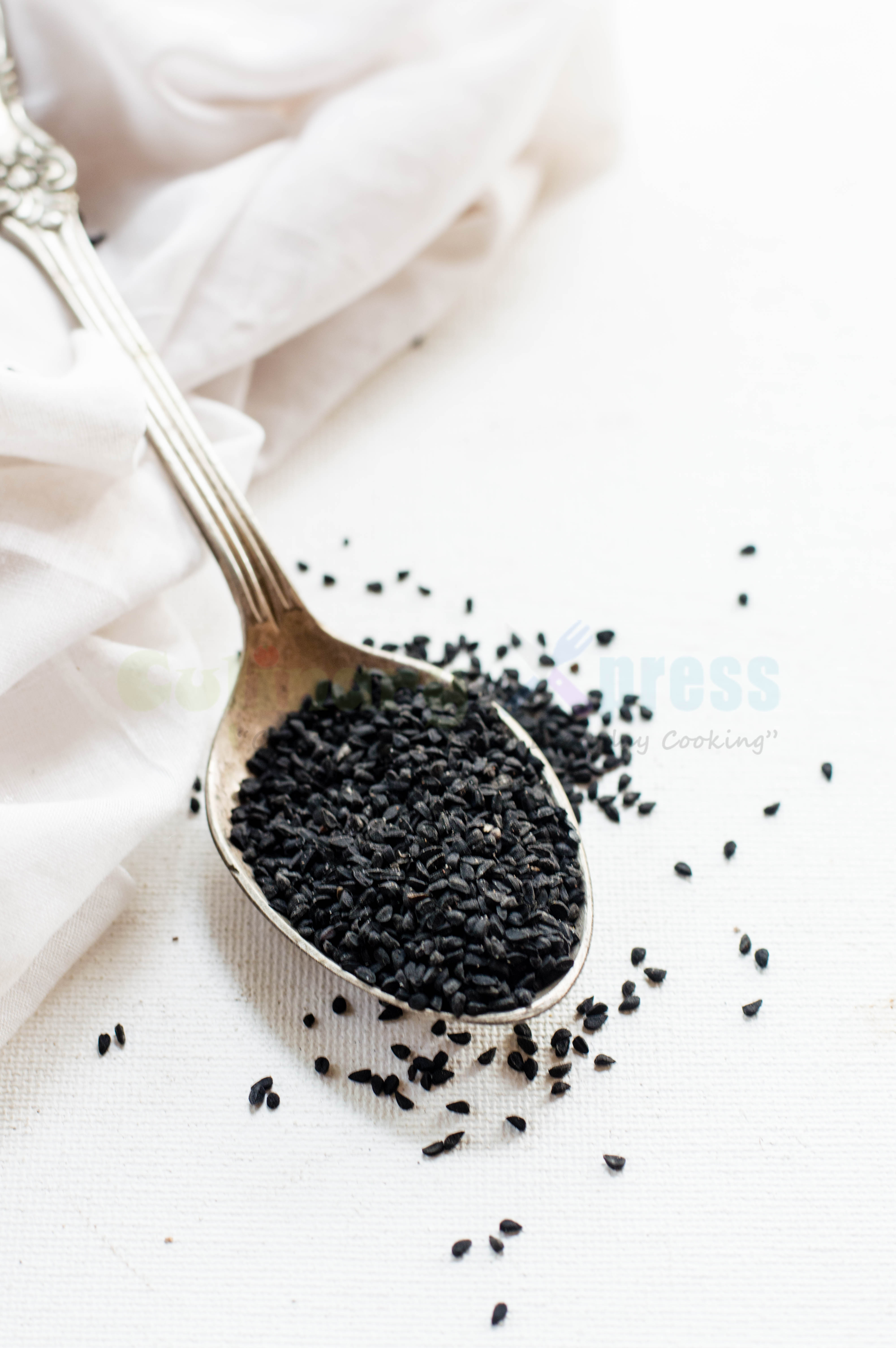 Nigella seeds-15